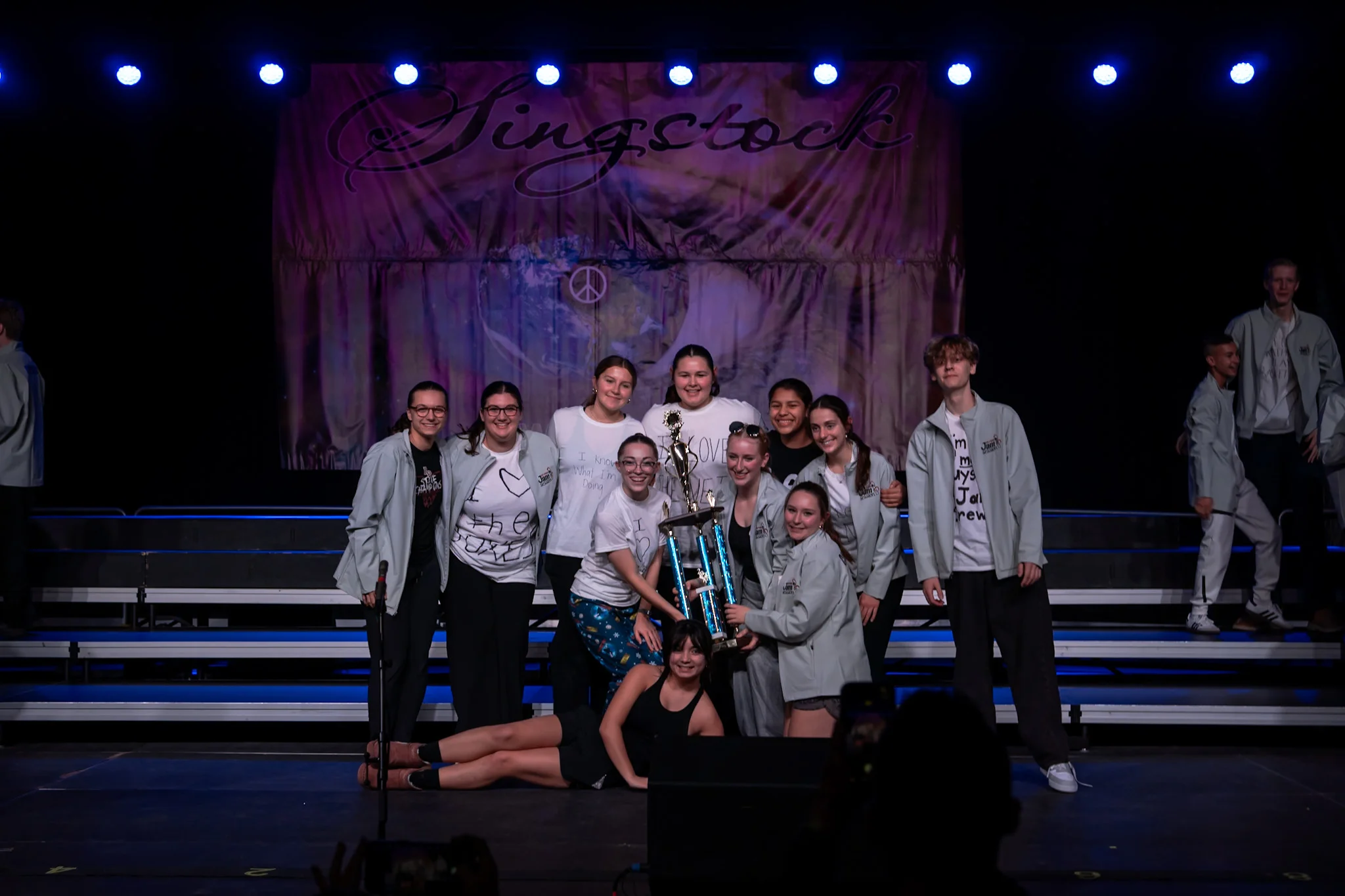 Jam Session dancers on stage